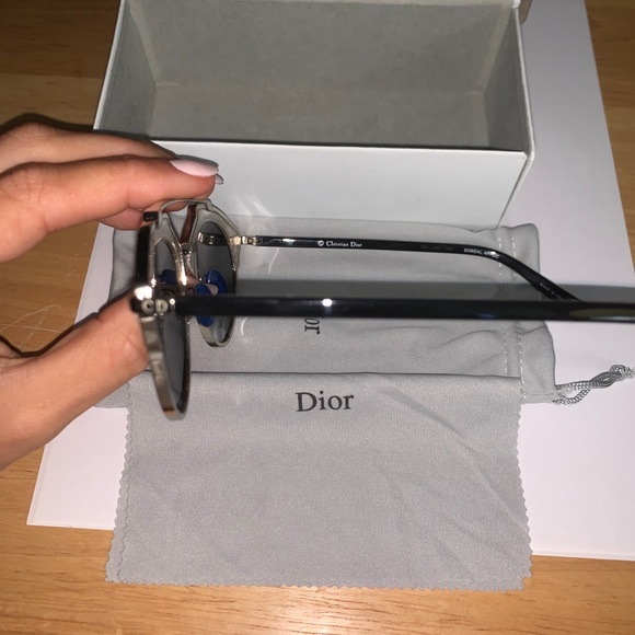 Door so real women’s sunglasses - Picture 2 of 3